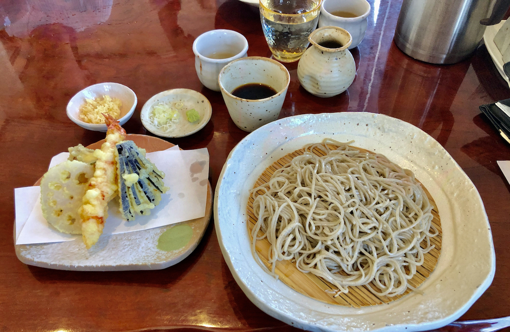 霧下そば 地粉や